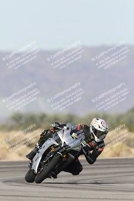 media/Nov-30-2025-TrackXperience (Sun) [[c0061d280f]]/3-Level 1/Session 3 (Turn 16)/